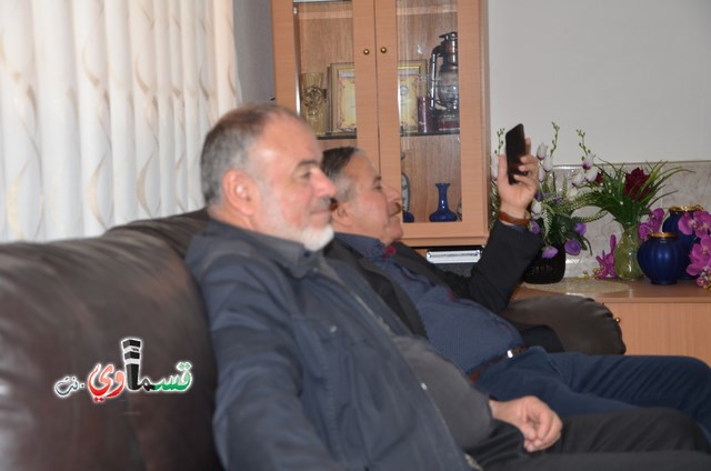 كفرقاسم : الرئيس عادل بدير ونوابه في زيارة تفقدية للسيد نادر ابو عقل بعد اصابته بوعكة صحية